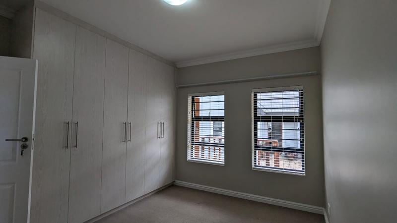 1 Bedroom Property for Sale in Blue Mountain Village Western Cape